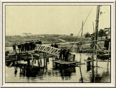 Pulling the centre-span of a bridge into position